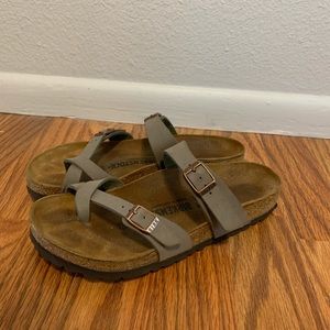 Stone Mayari Birkenstock’s